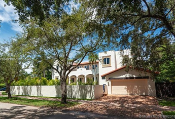 For sale in TROPICAL ISLE HOMES SUB