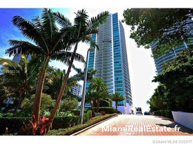 SKYLINE ON BRICKELL