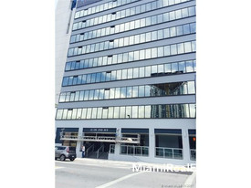 33 DOWNTOWN TOWER